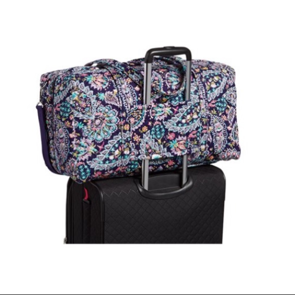 NWT vera bradley lay flat travel duffel french paisley - Picture 10 of 13